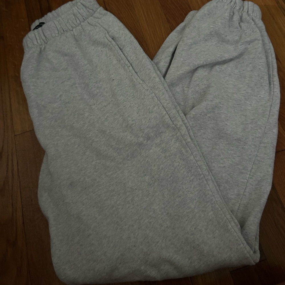 Brandy Melville grey sweatpants